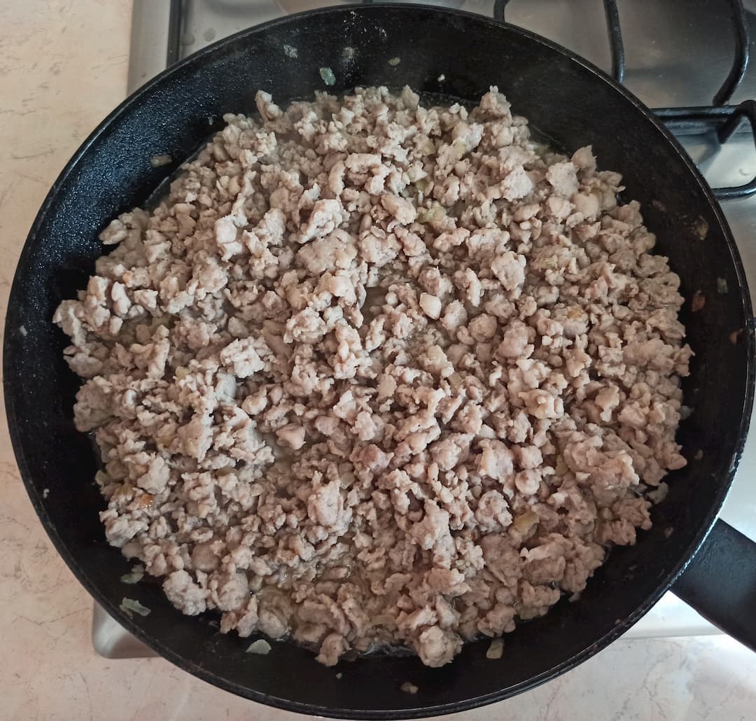 Прожаренный фарш на сковороде