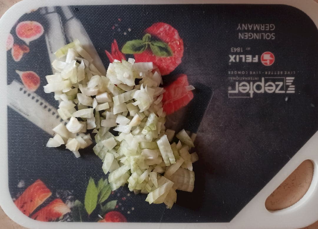 Нарезанный лук